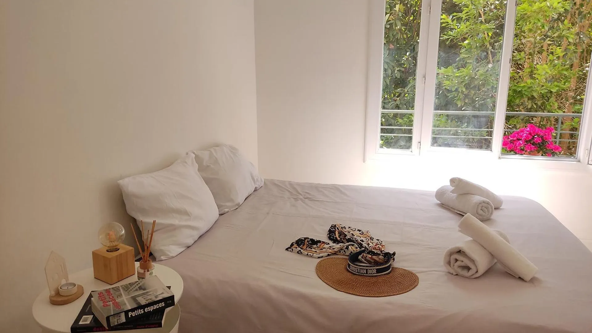 2 Bedroom Apartment In The City Center Aix-en-Provence
