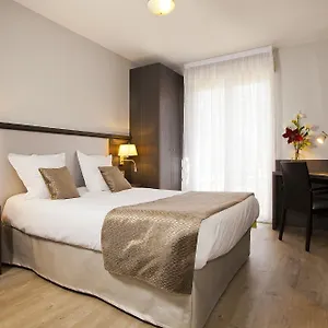 2* Aparthotel Sejours & Affaires Mirabeau